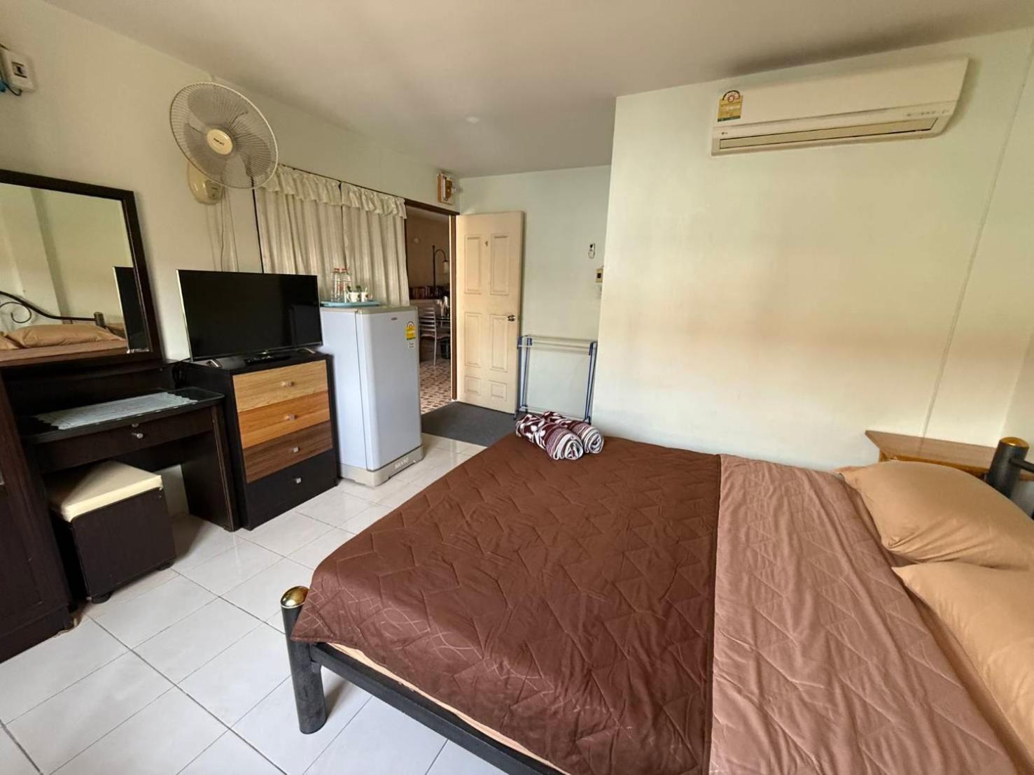 Chomhaad Guesthouse Hua Hin Exterior photo
