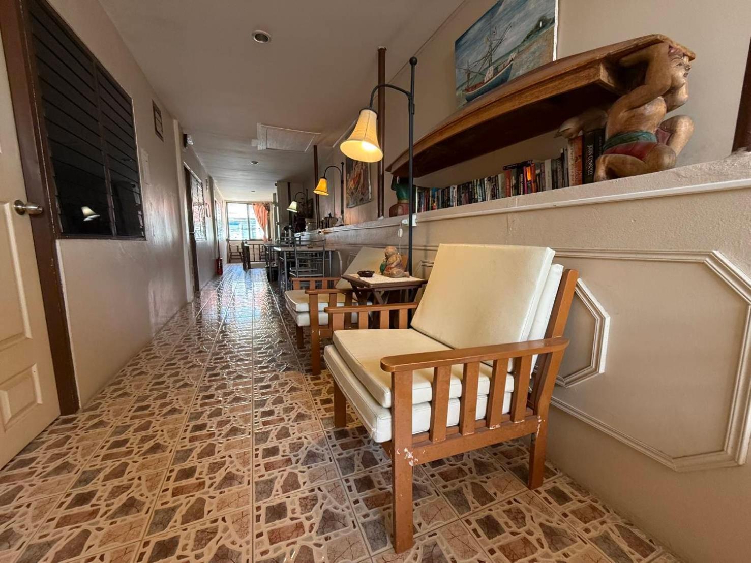 Chomhaad Guesthouse Hua Hin Exterior photo